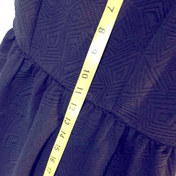 CHARLOTTE RUSSE Mini Black dress teardrop open back - Picture 4 of 10